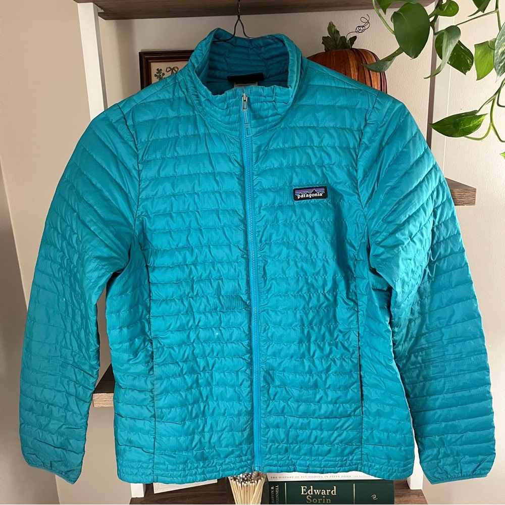 Women’s Patagonia Lightweight Puffer - Size M